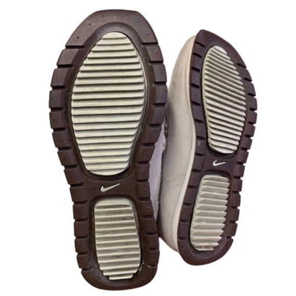 Nike Y2K Pom Pom Suede Winter Boots, Sz 8.5 - Picture 11 of 11